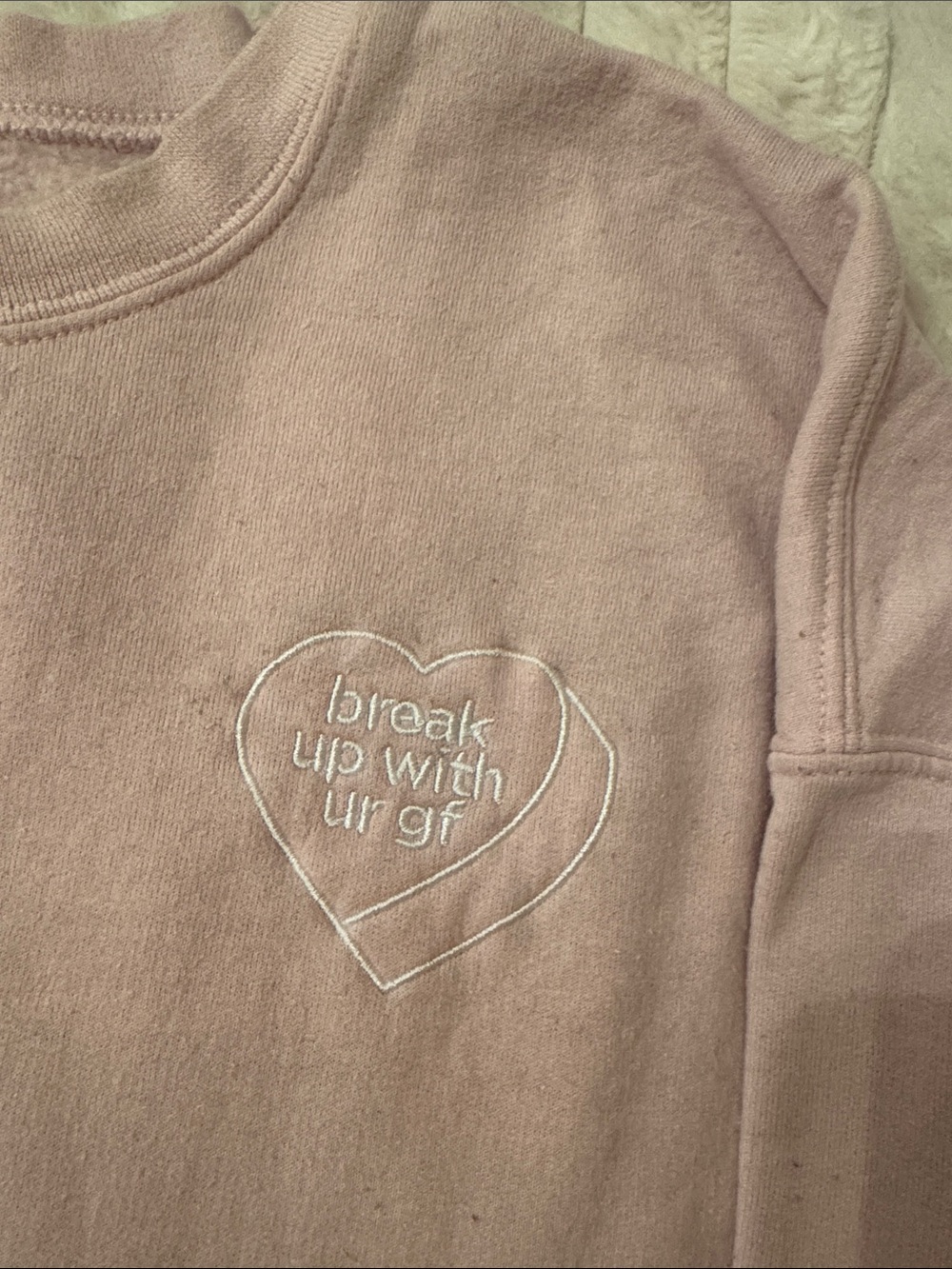 Ariana Grande - break up with ur gf cropped crewneck